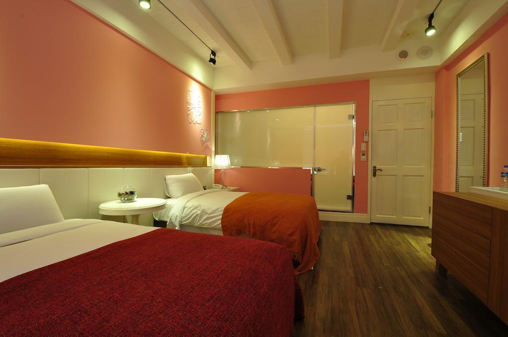 Young Motel T'ai-tung Habitación foto